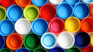 plastic caps and lids are manufactured from masterbatch, PET, LDPE, PP, PS and so on